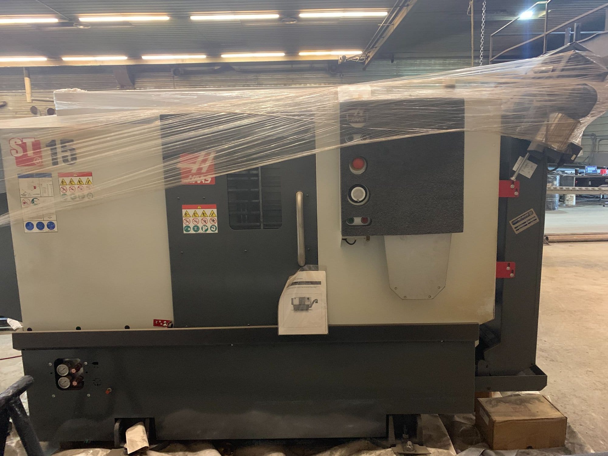 Haas ST-15 CNC Lathe, 2020 - NEW, never powered w/ tailstock and conveyor