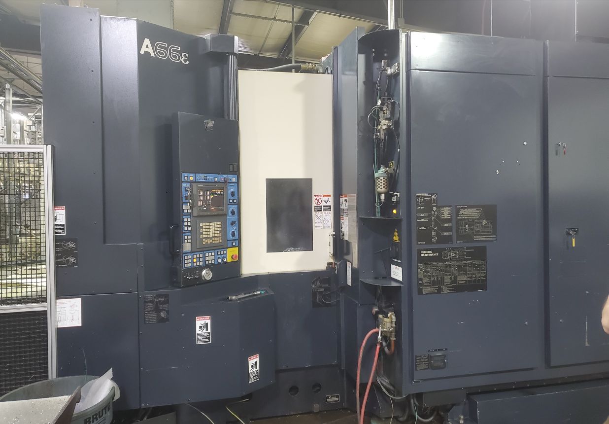 Makino A66E HMC, 2005 - Full 4th Axis, Pro 3 Control, Auto Pallet Changer, TSC