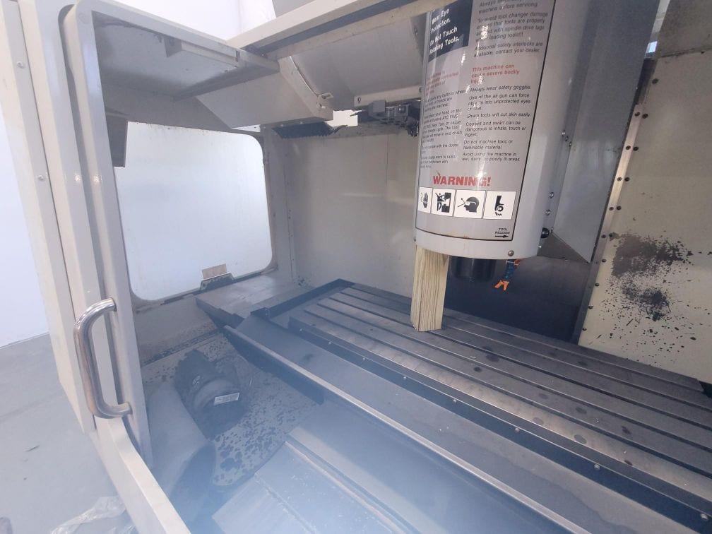 Haas VF-3SS VMC, 2008 - 12K Spindle, High Speed Tool Changer & Chip Auger! - Image 10