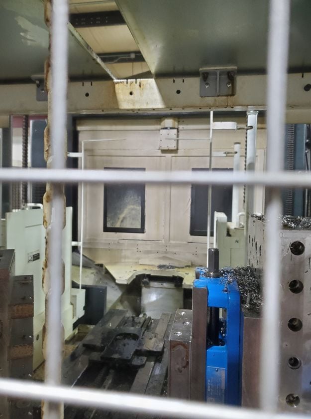 Makino A66E HMC, 2005 - Full 4th Axis, Pro 3 Control, Auto Pallet Changer, TSC - Image 14