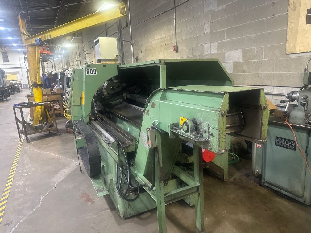 Mori Seiki TL-40 CNC Lathe, 1989- Tailstock, Chip Conveyor - Image 2