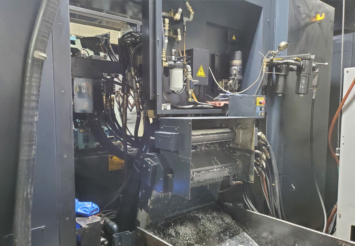 Makino A66E HMC, 2005 - Full 4th Axis, Pro 3 Control, Auto Pallet Changer, TSC - Image 2