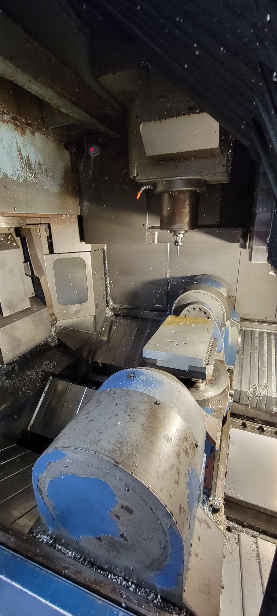 Matsuura MAM72-42V VMC - 2007, 5 Axis, Pallet Changer, 320 Tool ATC - Image 5