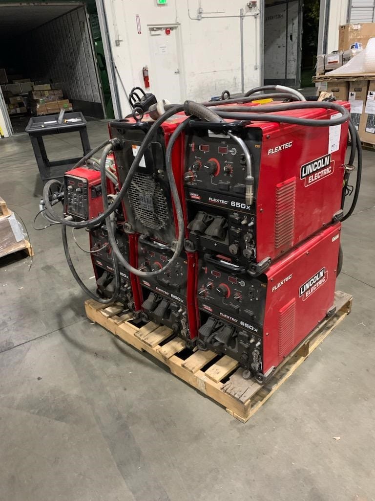 Lincoln Electric 650X Welder