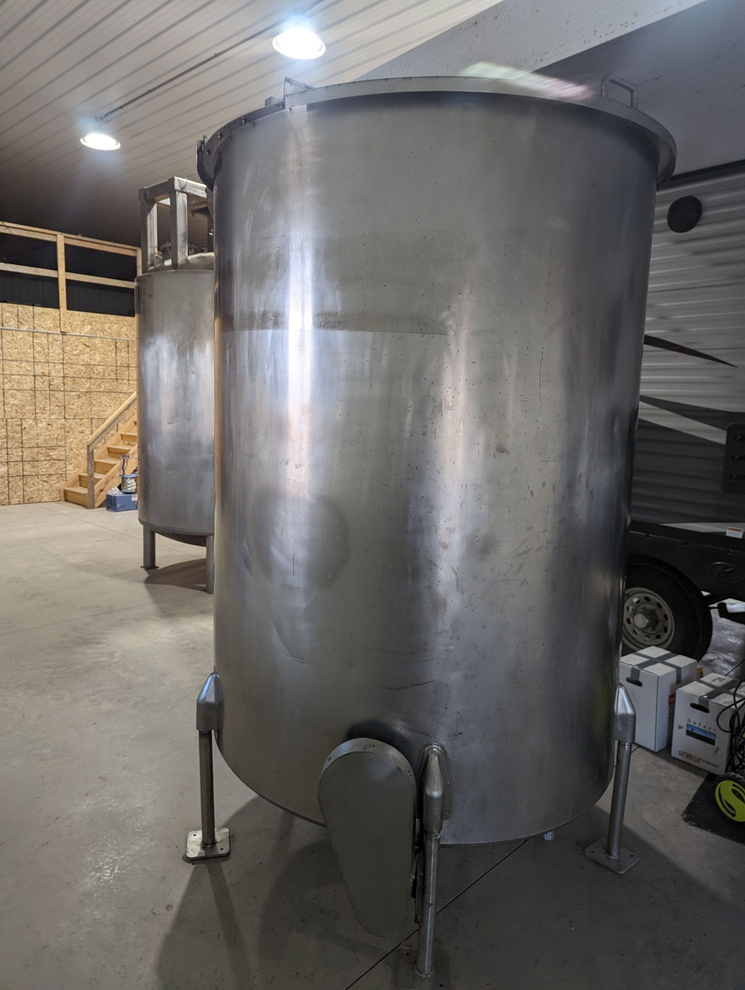 1000 Gallon Stainless Steel Single Wall Holding Tank, 2019- 1/2 HP Prop Mixer Sidebottom - Image 4