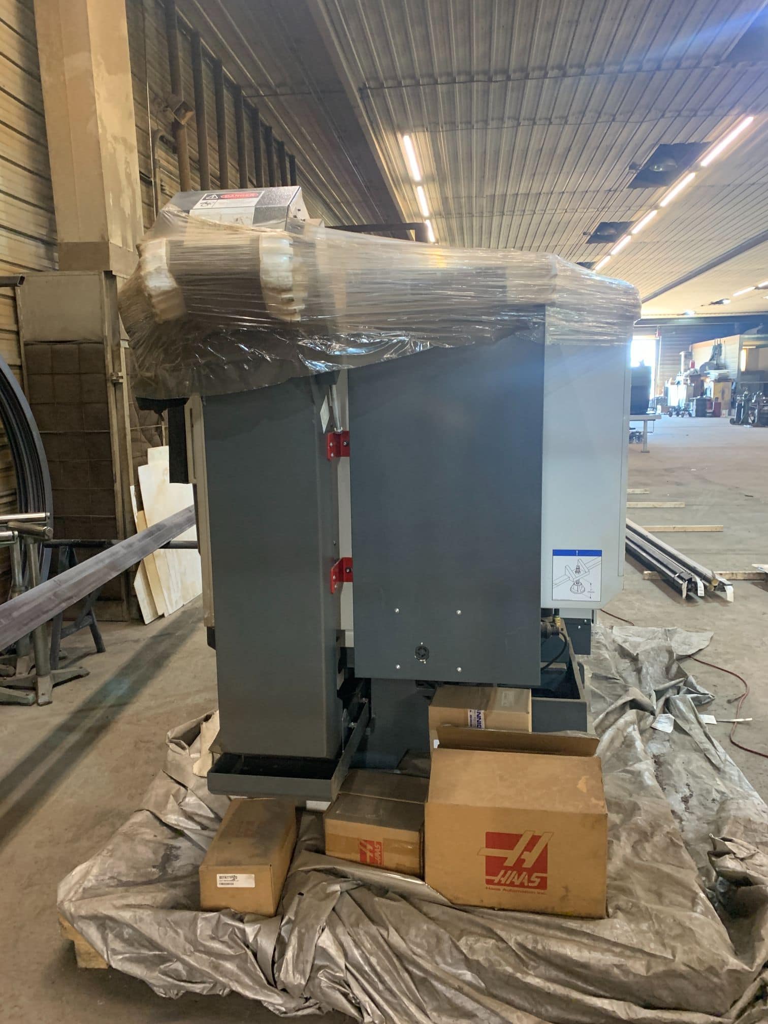 Haas ST-15 CNC Lathe, 2020 - NEW, never powered w/ tailstock and conveyor - Image 5