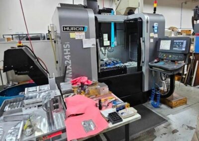 2013 hurco vmx24hsi vertical machining center