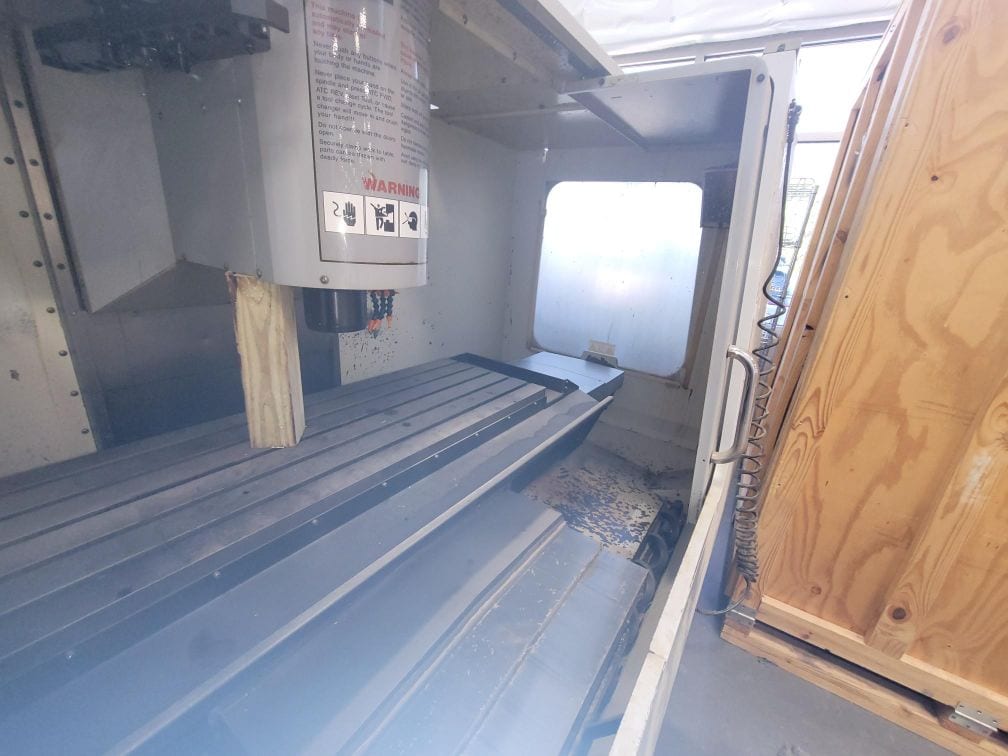 Haas VF-3SS VMC, 2008 - 12K Spindle, High Speed Tool Changer & Chip Auger! - Image 9