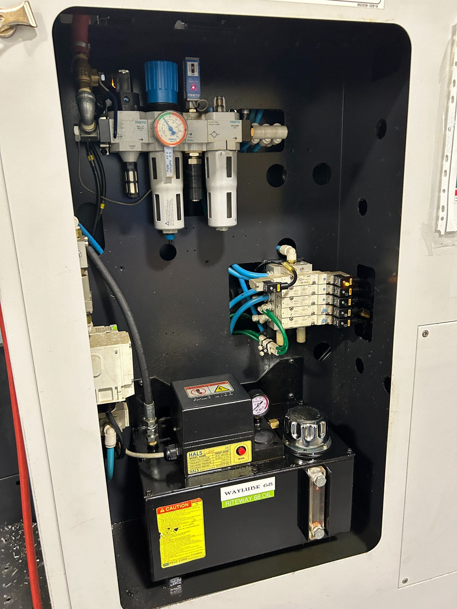 Doosan NHP 6300 CNC HMC, 2015 - Fanuc Control - Image 3