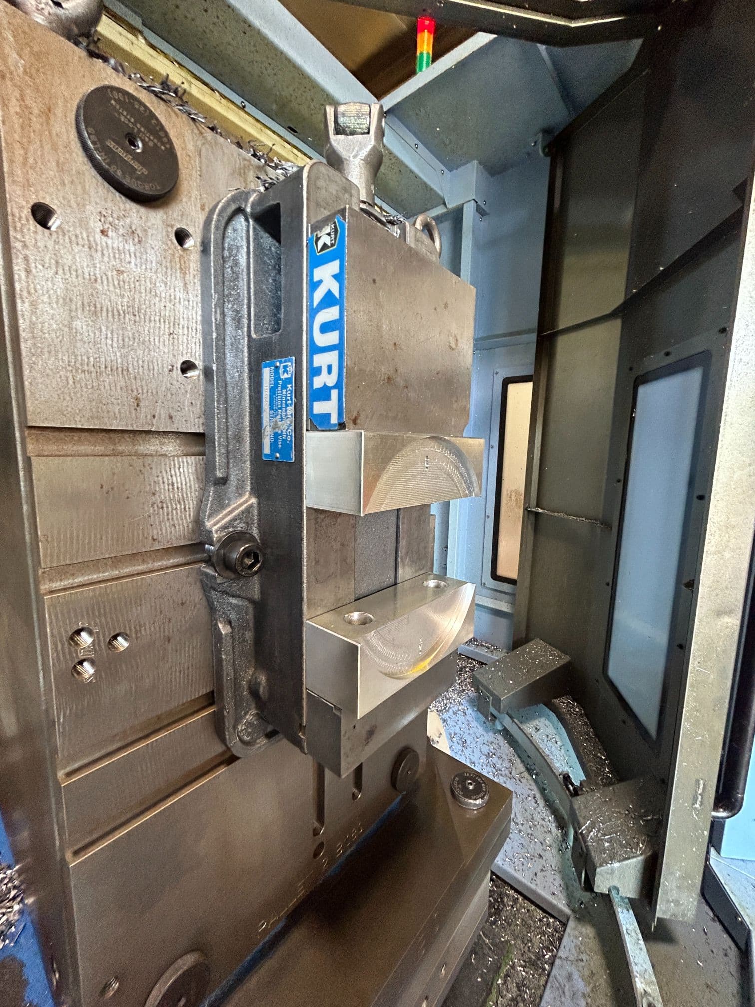 Doosan NHP 6300 CNC HMC, 2015 - Fanuc Control - Image 15