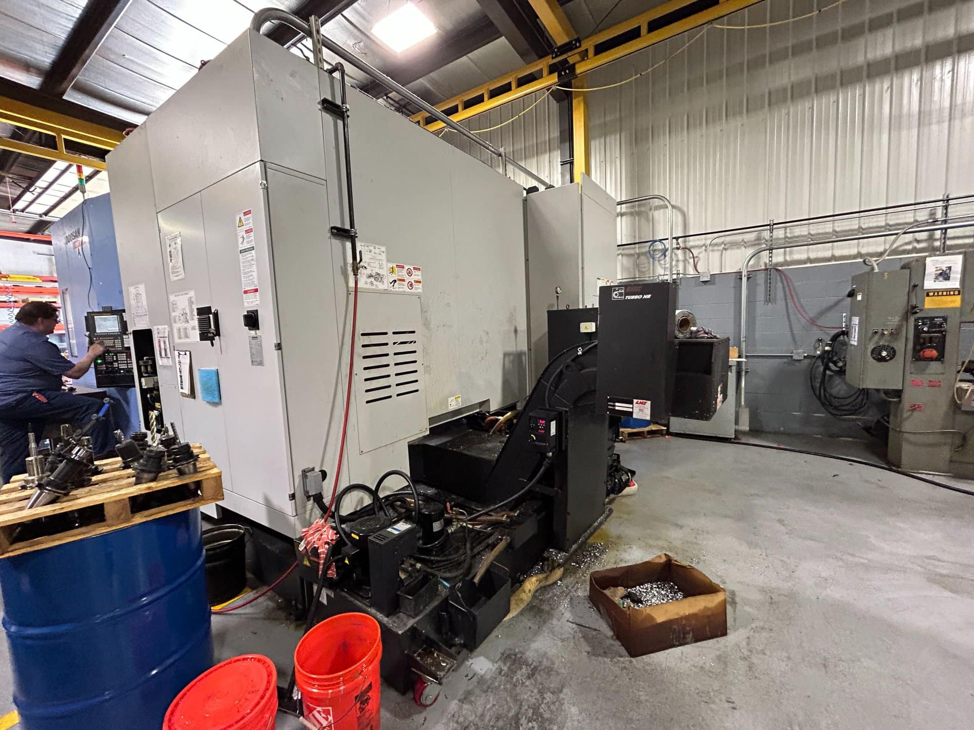 Doosan NHP 6300 CNC HMC, 2015 - Fanuc Control - Image 18