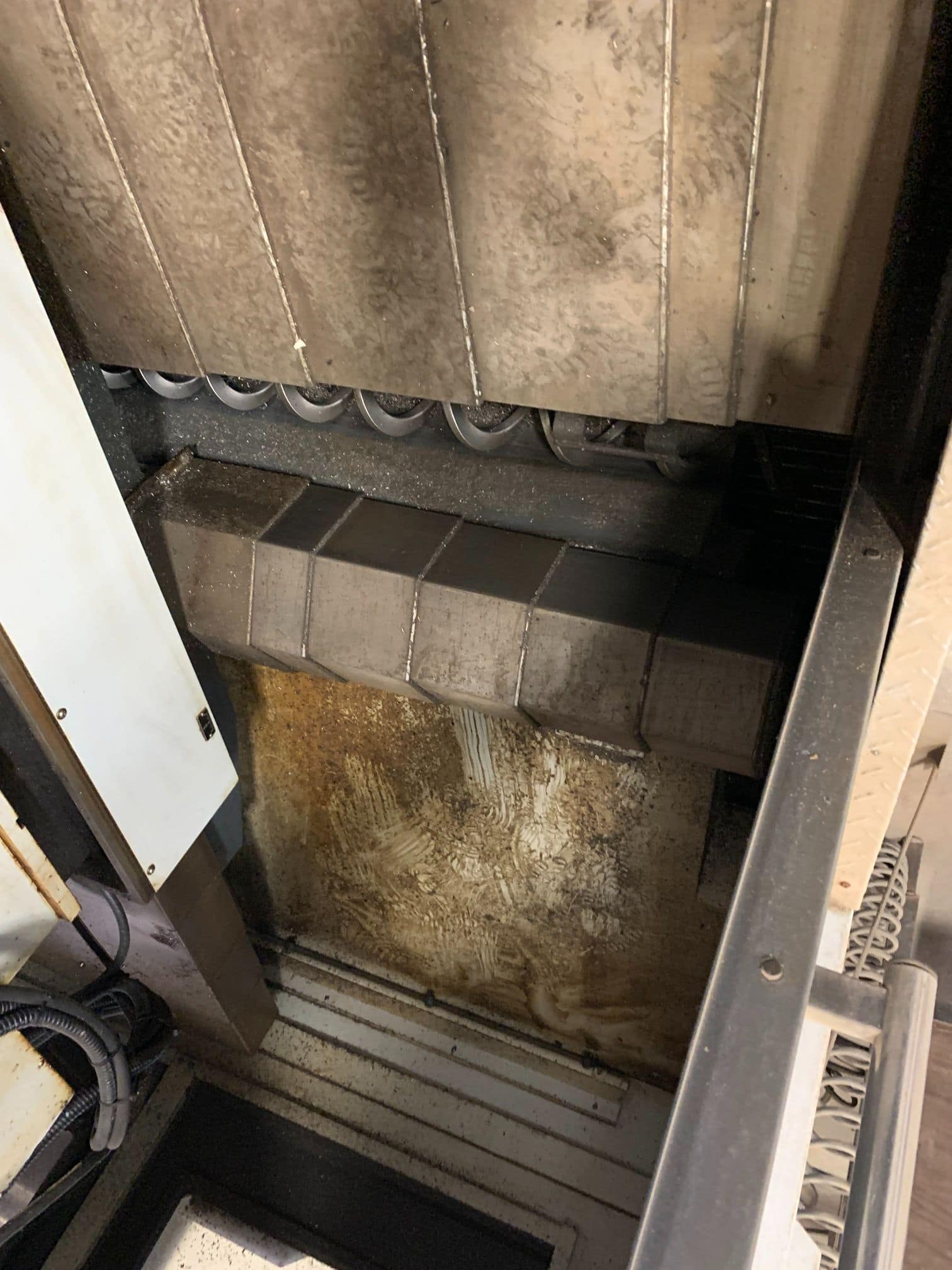Yama Seiki BM2100 High Rigidity CNC VMC, 2019 - Fanuc, 4th Axis, CTS - Image 9