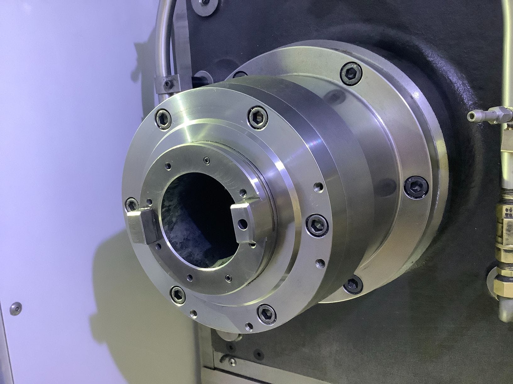 Haas EC-1600 ZT HMC, 2018 - Full 4th Axis Rotary, Probe, 1000 PSI, 10k Spindle, Low Hours - Image 15