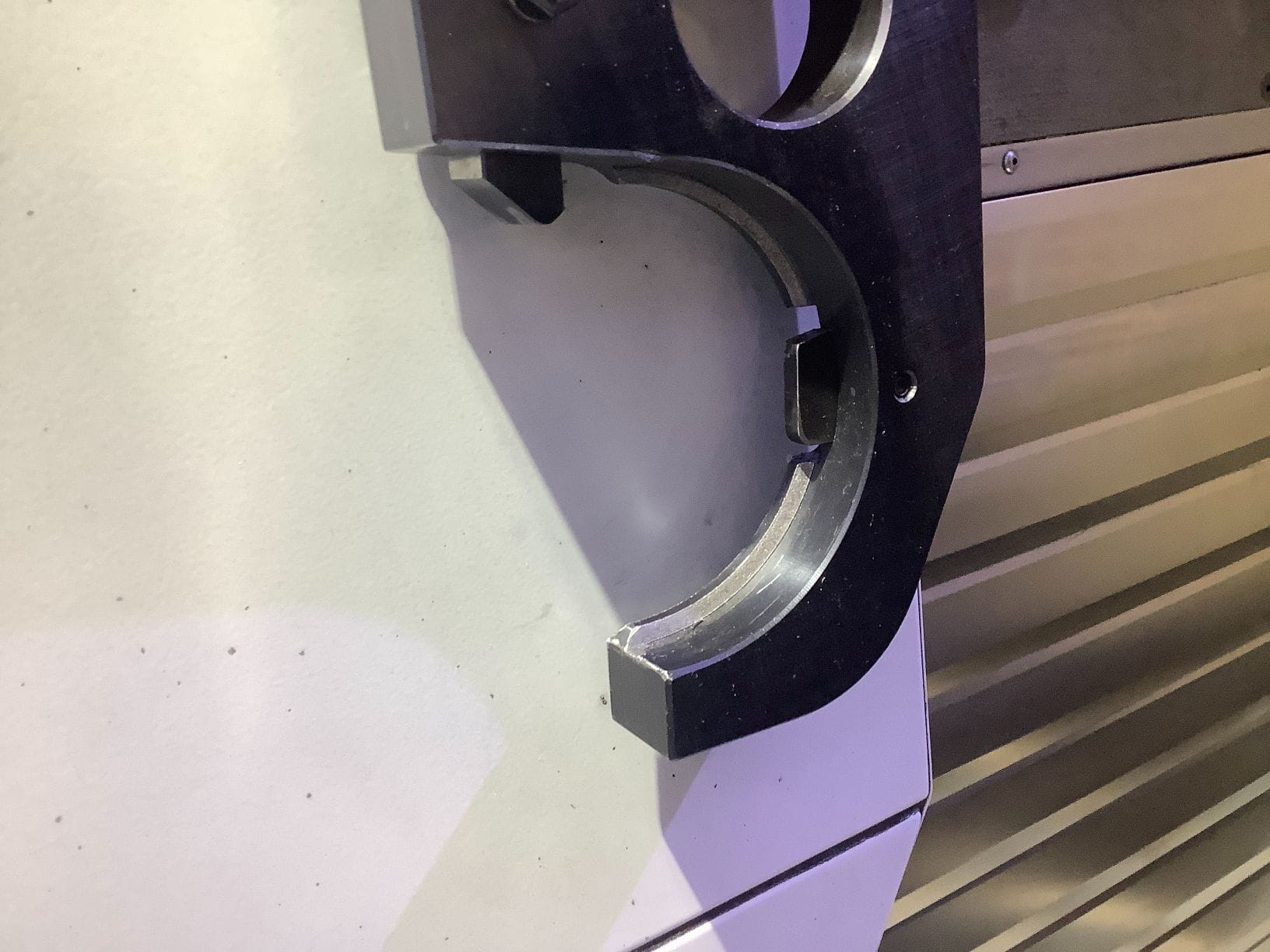 Haas EC-1600 ZT HMC, 2018 - Full 4th Axis Rotary, Probe, 1000 PSI, 10k Spindle, Low Hours - Image 17