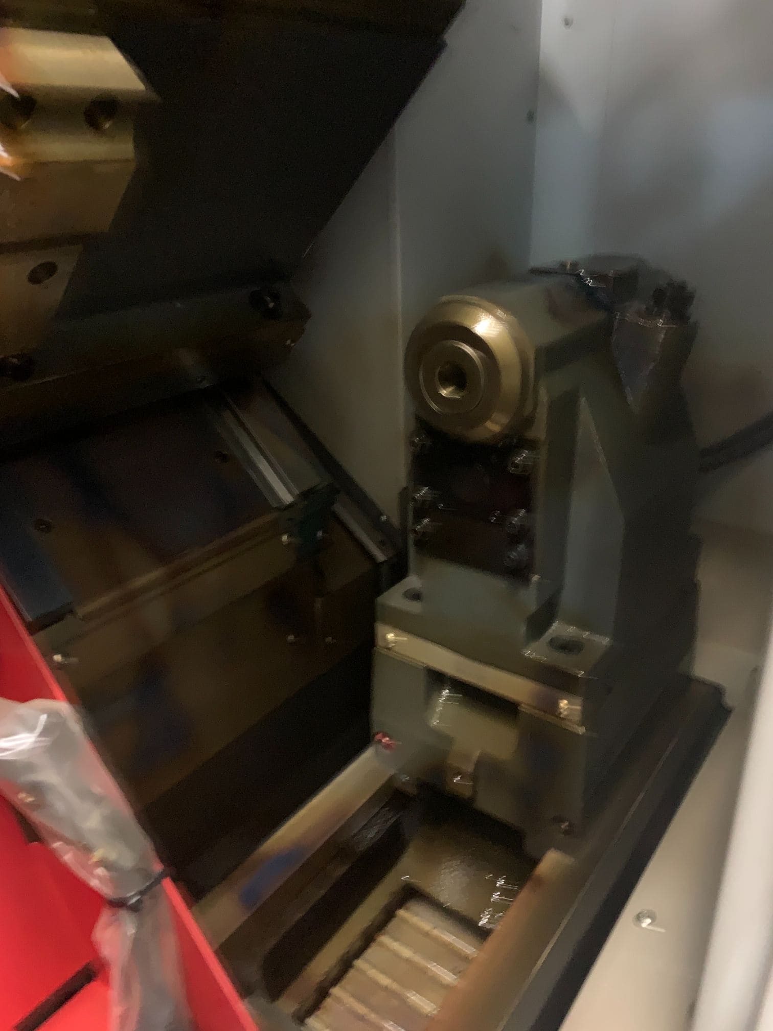 Haas ST-15 CNC Lathe, 2020 - NEW, never powered w/ tailstock and conveyor - Image 12
