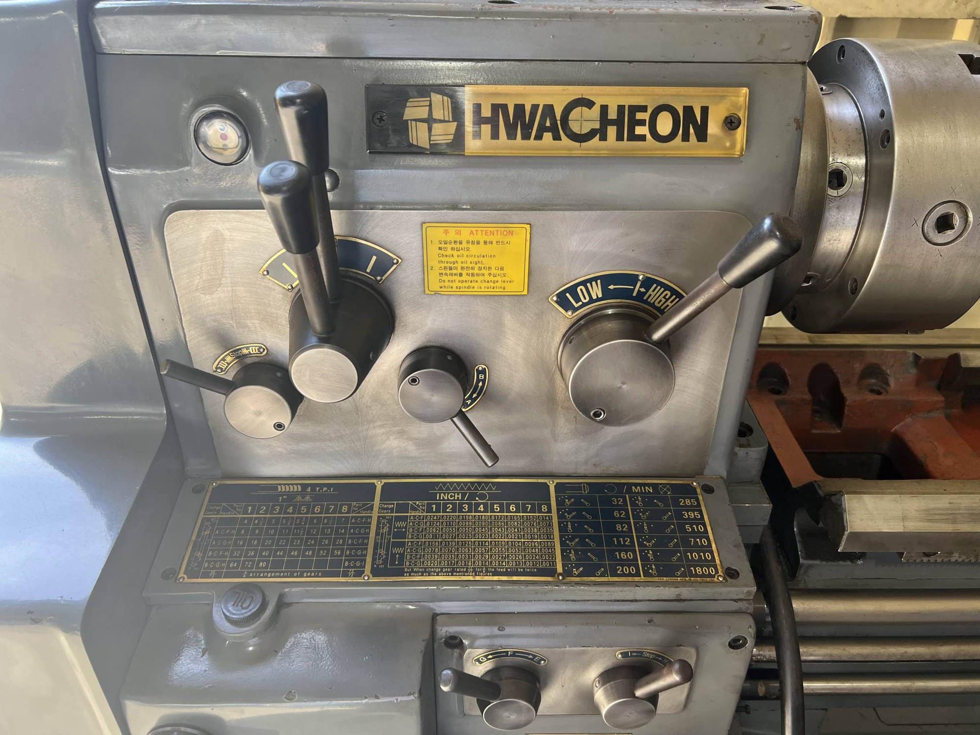 18" x 40" Hwacheon HL-460 Manual Lathe, 2006 - Digital Read Out, Tailstock - Image 2