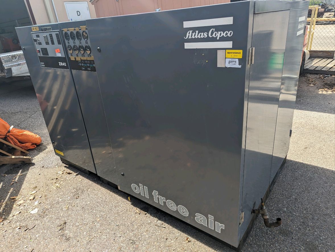 60 HP Atlas Copco ZR45 Rotary Screw Air Compressor, 1993