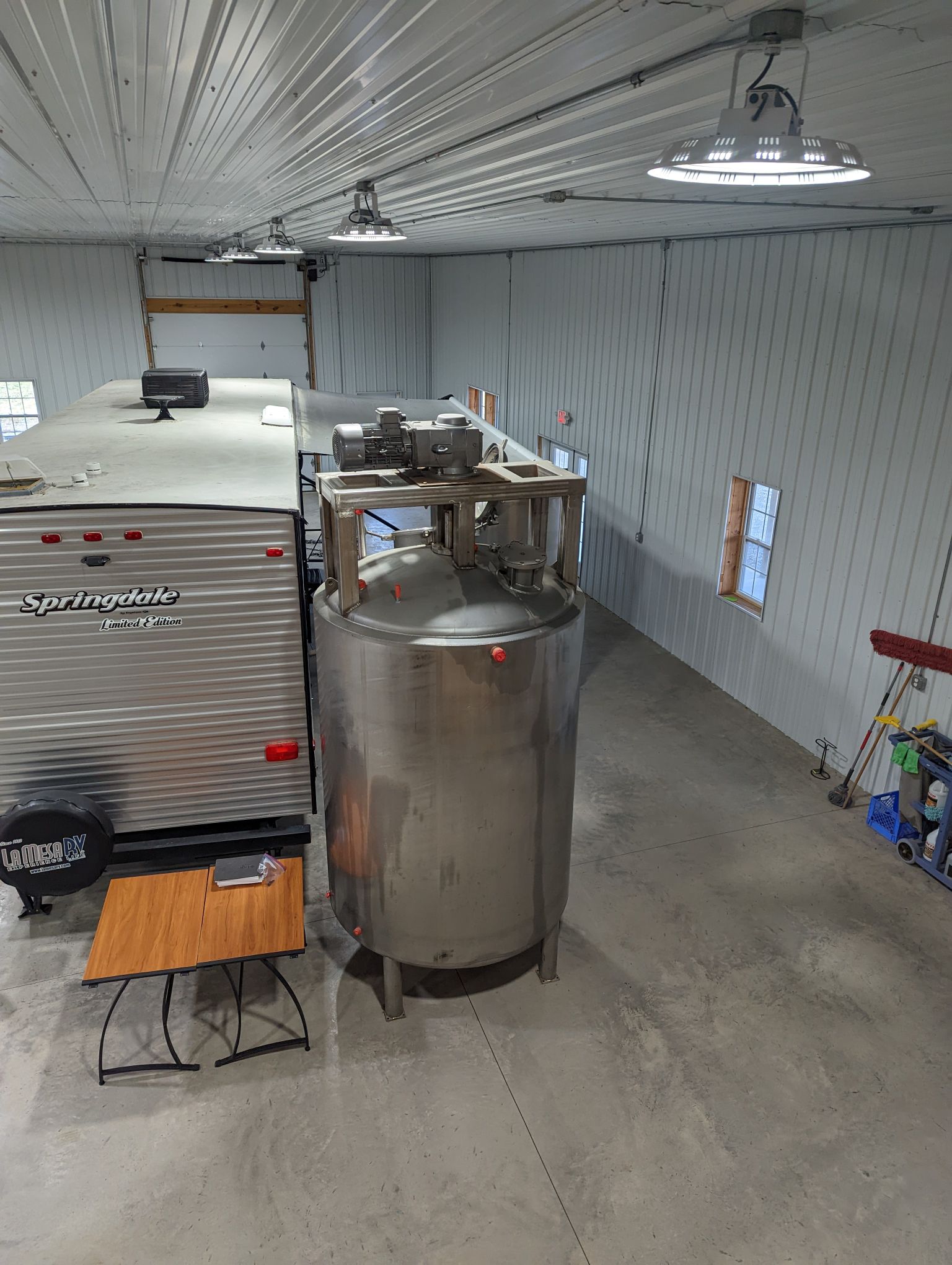 1000 Gallon Jacketed Stainless Steel Mixing Tank, 1995- with Valve for Bottom Outlet - Image 17