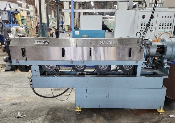 2.5" Crown Single Screw Extruder, Rebuilt to Specification in 2015 - 36:1 L/D Ratio
