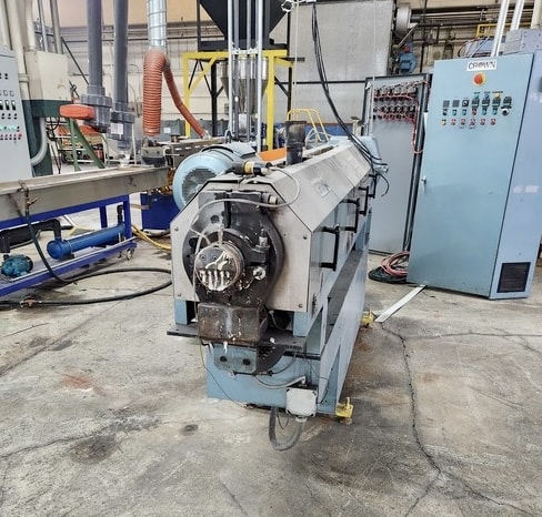 2.5" Crown Single Screw Extruder, Rebuilt to Specification in 2015 - 36:1 L/D Ratio - Image 2
