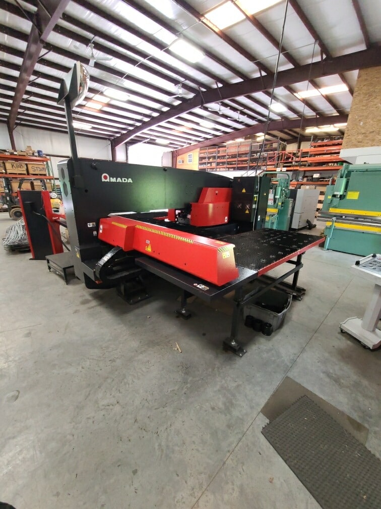 22 Ton Amada AE-2510NT CNC Turret Punch, 2020 - Low Hours - Image 2