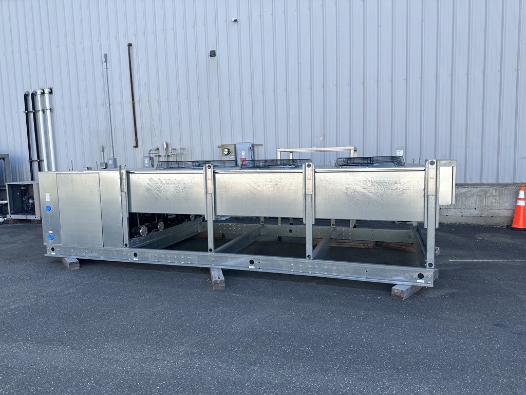 90 Ton J & M Fluidics RST300 Chiller