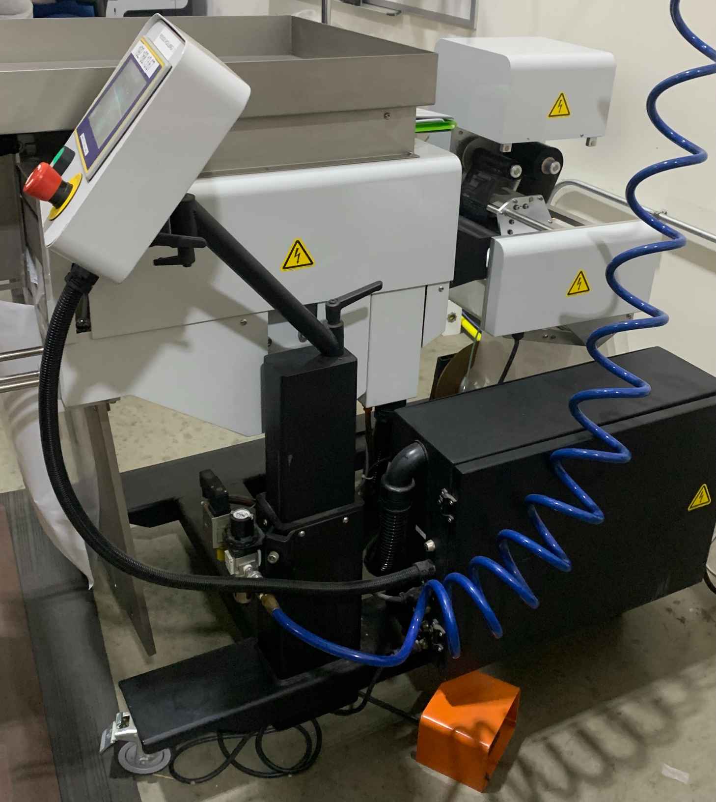 Clamco R2300 Rollbagger with Printer - Image 3