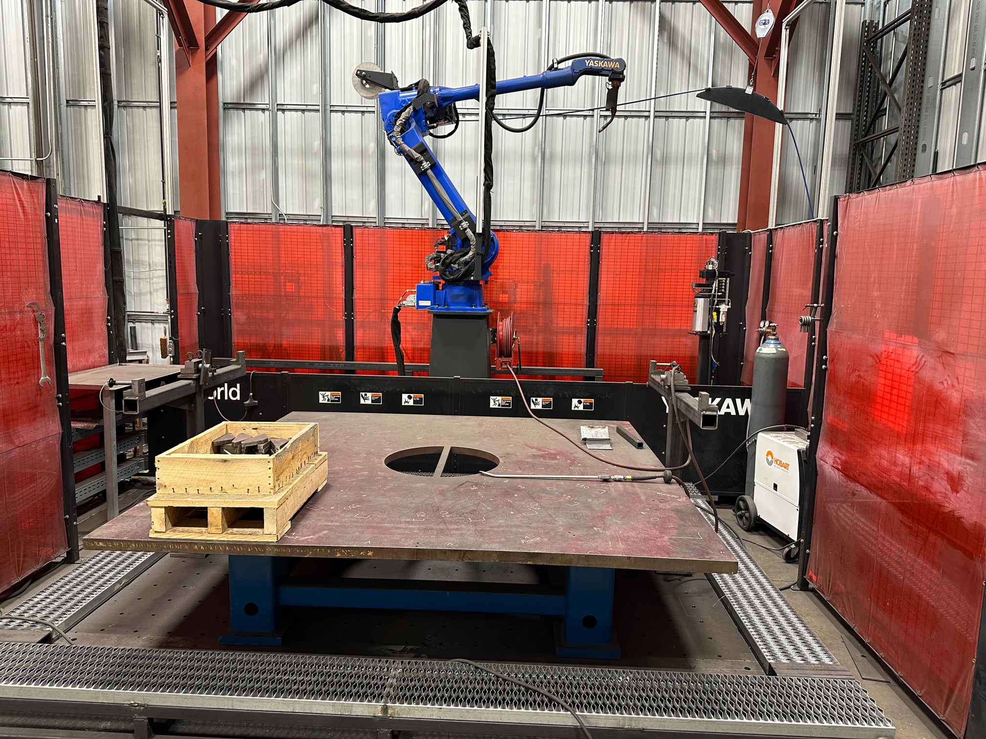 ArcWorld AW2000 Robotic Welder