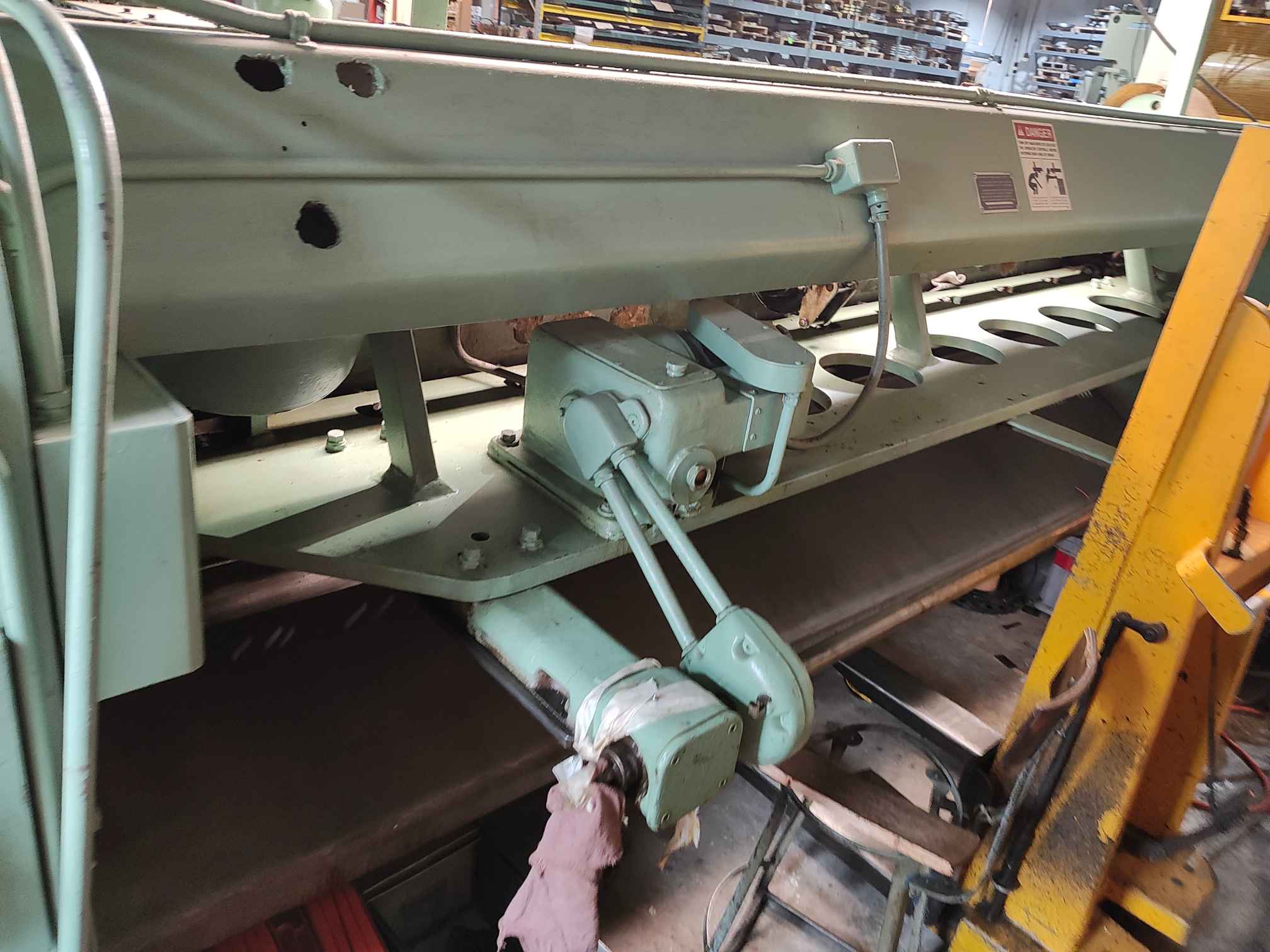 10 Gauge x 12' Cincinnati 1012 Shear