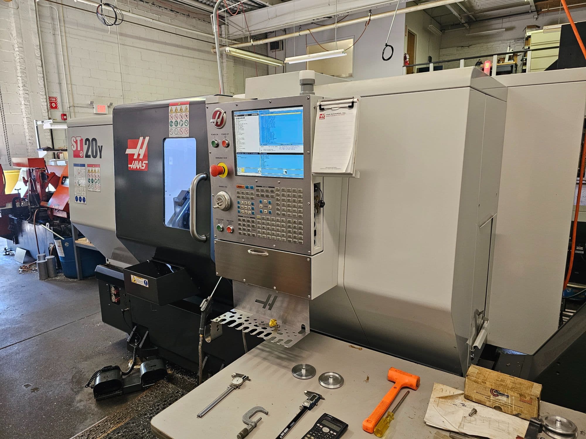 Haas ST-20Y CNC Lathe, 2018 - Live Tooling, Tailstock, Tool Presetter - Image 2
