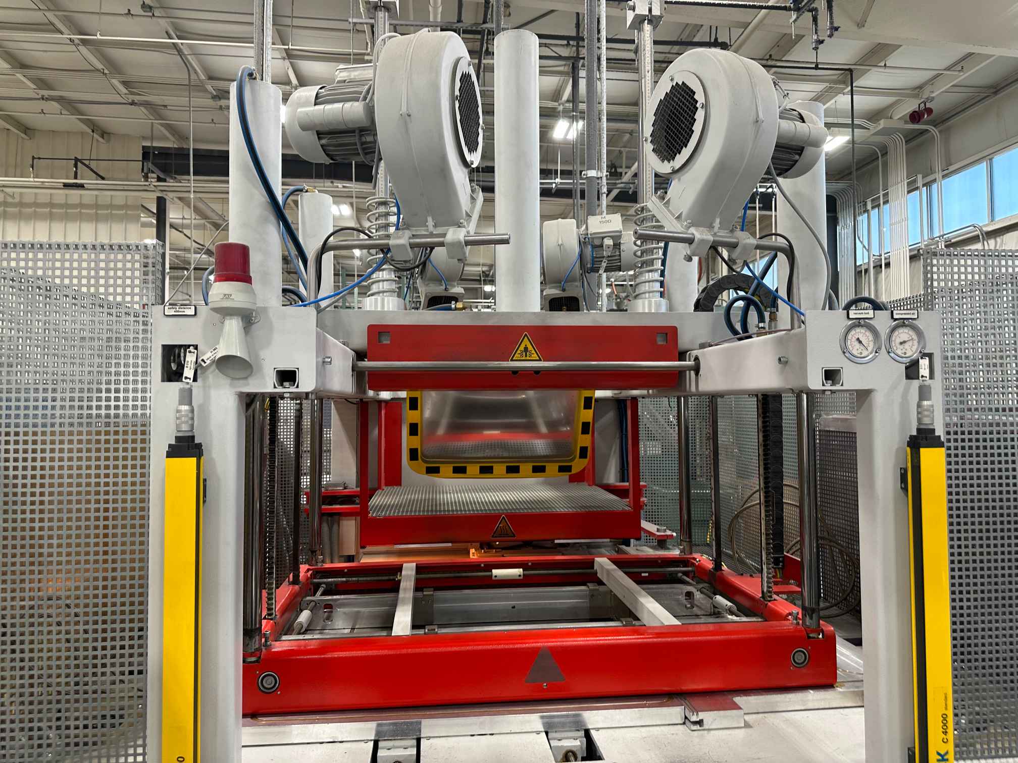 Geiss DU 1000 x 610 x 300 U8 Semi Automatic Vacuum Forming Machine, 2019 - 39.3" x 24" x 11.8" - Image 2