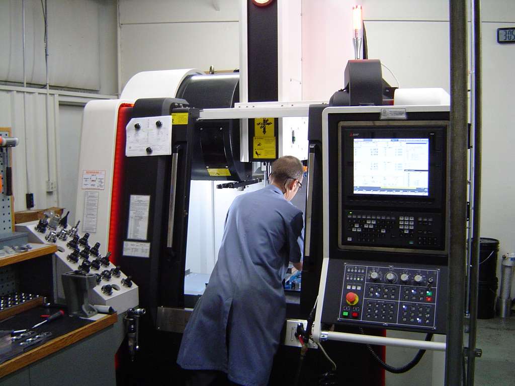 Ganesh Genmill 2416 CNC VMC 2020-TSC, Probing, 4th&5th Axis Pre-Wired, Low Hours - Image 2