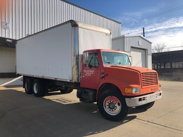 24' International 4900 Detroit Diesel Box Truck
