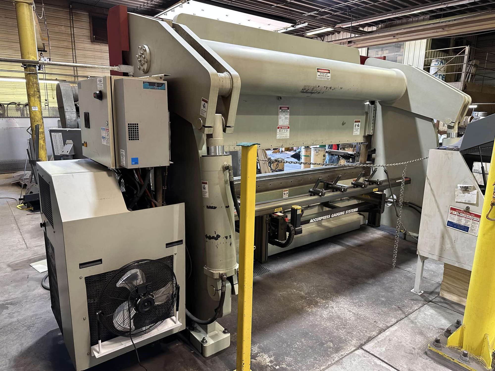 320 Ton x 14' Accurpress Advantage 732014 CNC Press Brake, 2008 - ETS-3000 Control, 2 Axis Back Gauge - Image 3