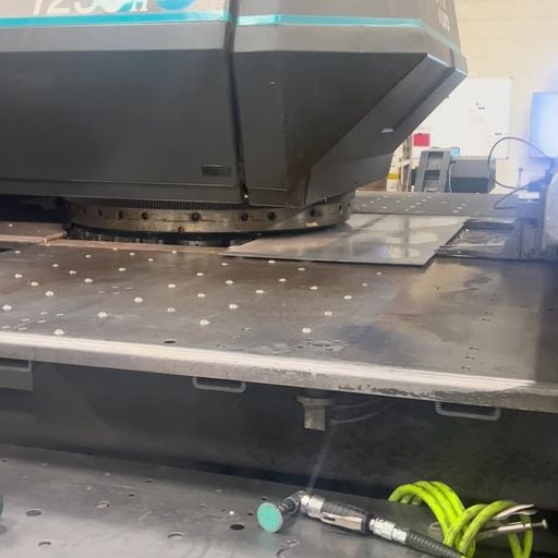 33 Ton Strippit 1250/30 Turret Punch