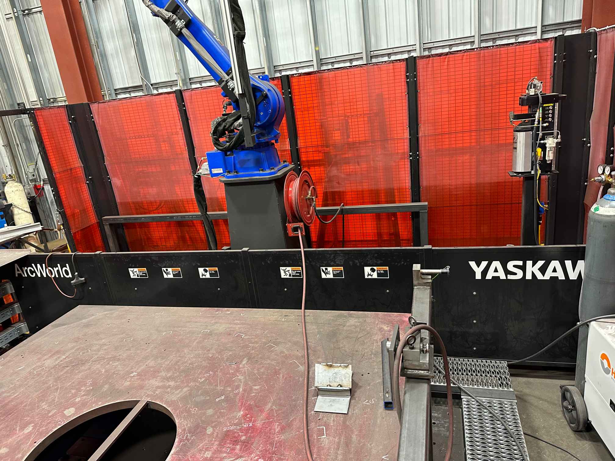 ArcWorld AW2000 Robotic Welder