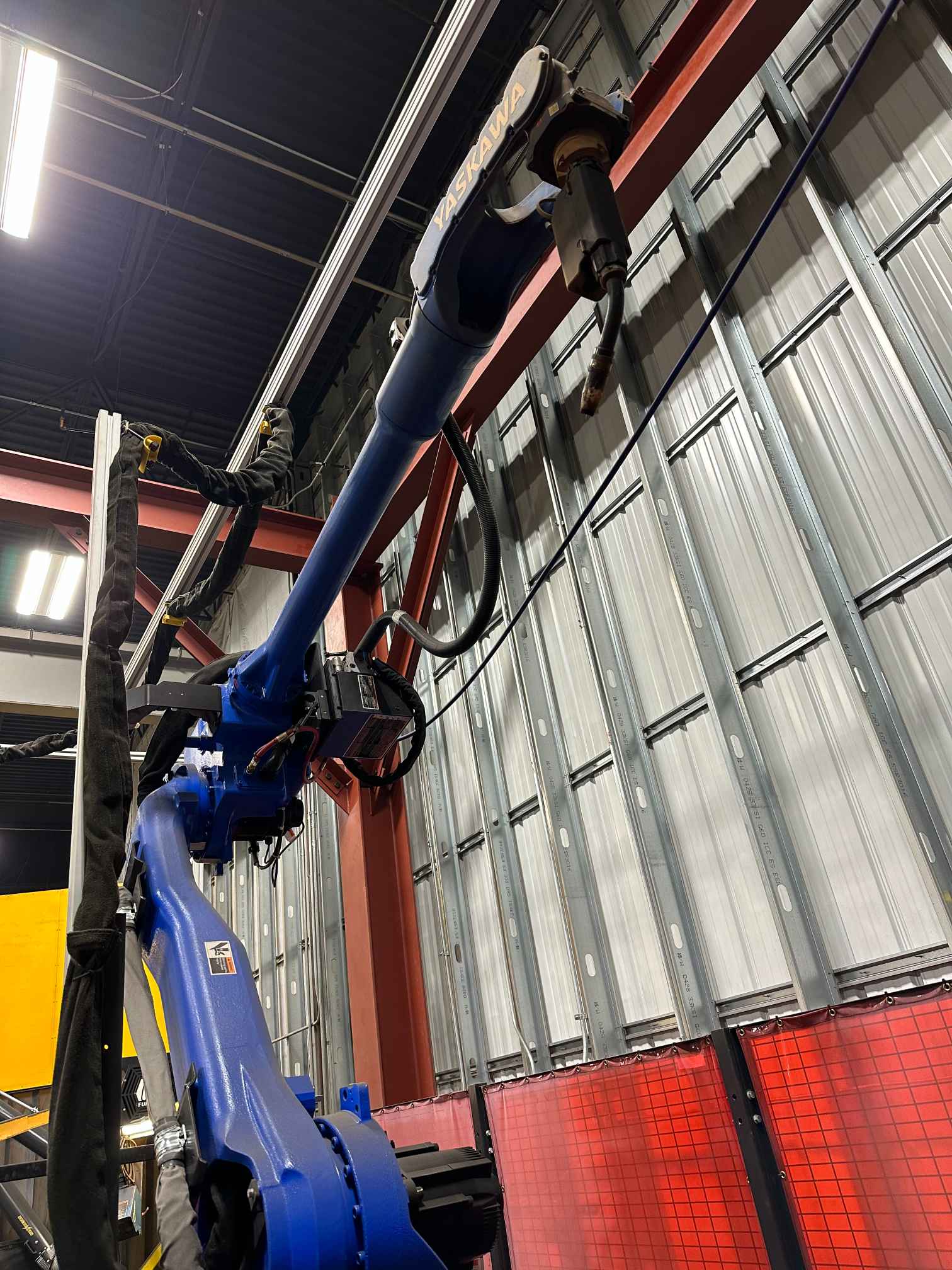 ArcWorld AW2000 Robotic Welder