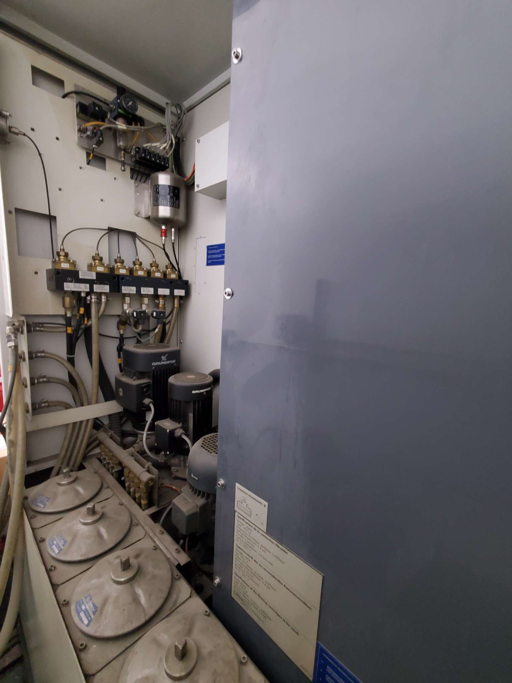 Charmilles Robofil 290 Wire EDM, 1997 - Very Low Hours & Available Immediately! - Image 6
