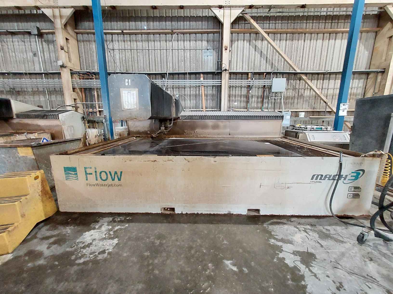 9' x 15' Flow Mach 3 Hyperjet CNC Waterjet