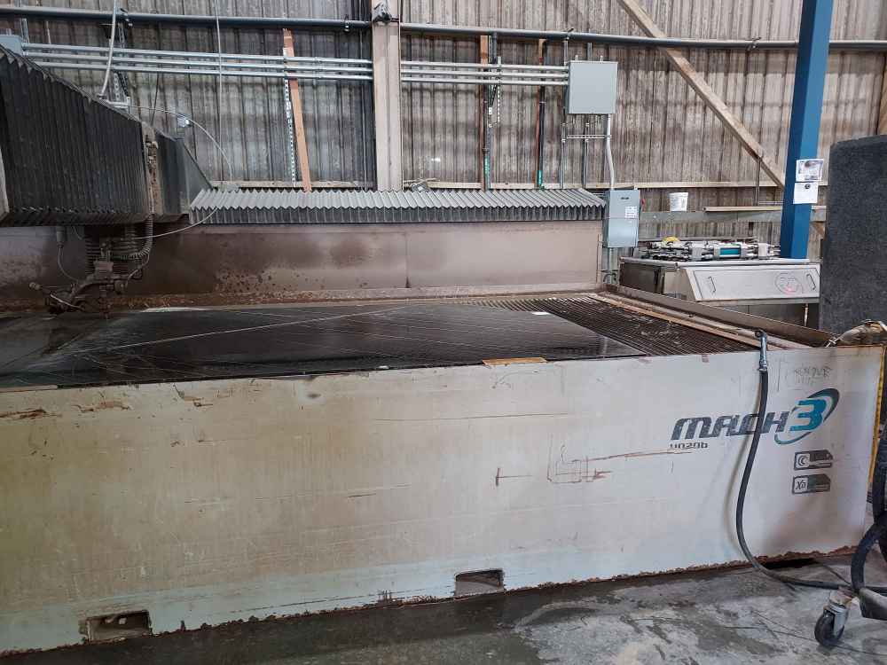 9' x 15' Flow Mach 3 Hyperjet CNC Waterjet
