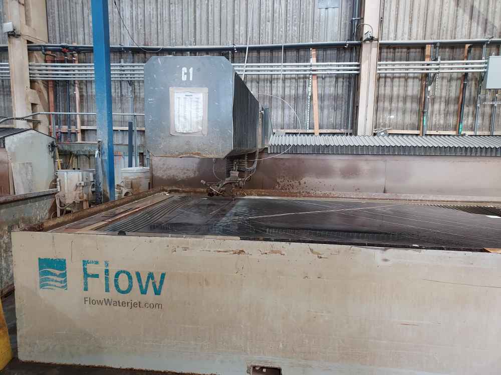 9' x 15' Flow Mach 3 Hyperjet CNC Waterjet