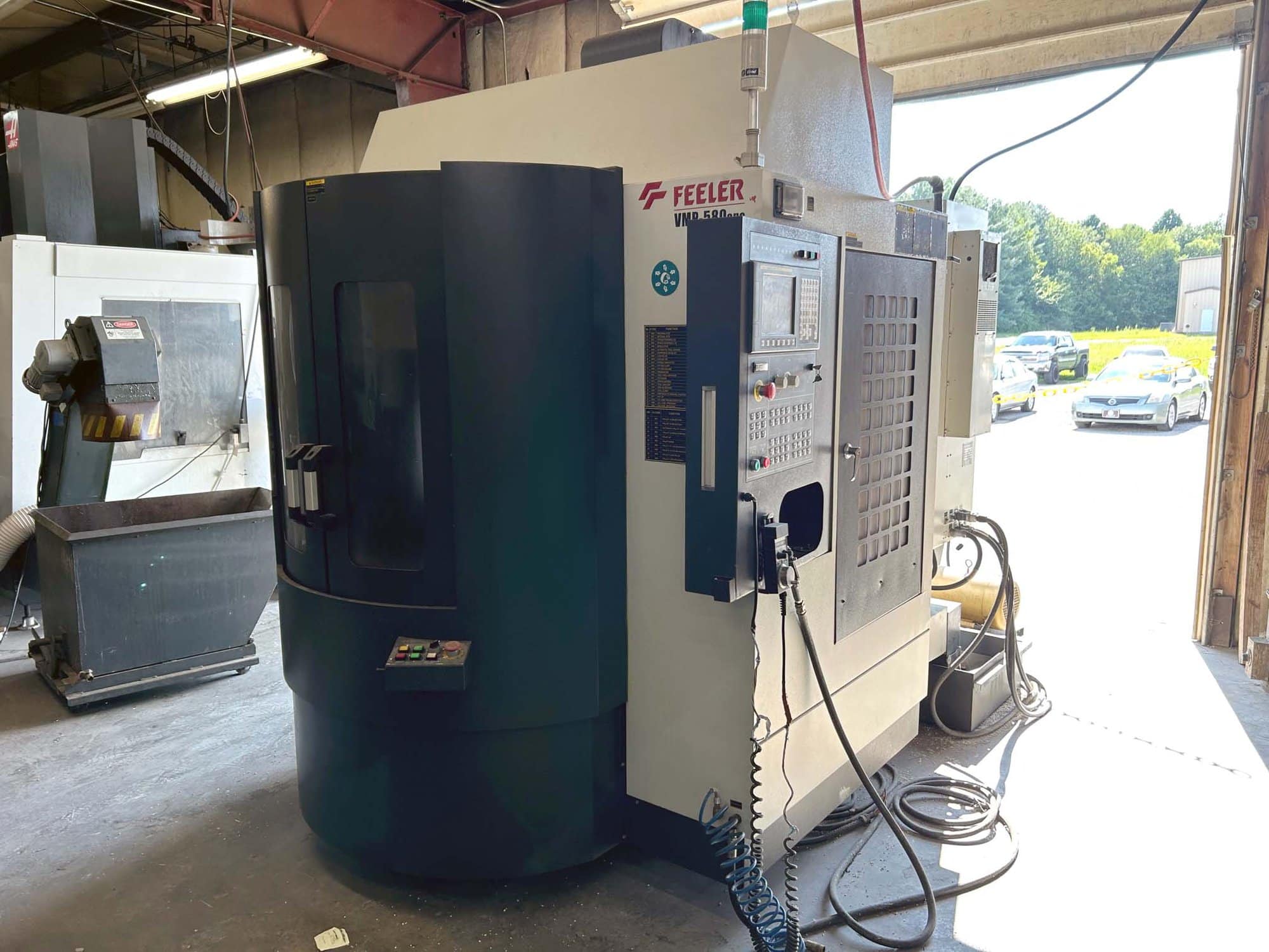 Feeler VMP-580 APC VMC, 2012 - Fanuc, Coolant Through Spindle, Rigid Tap, Cat 40, 2-Pallet Changer