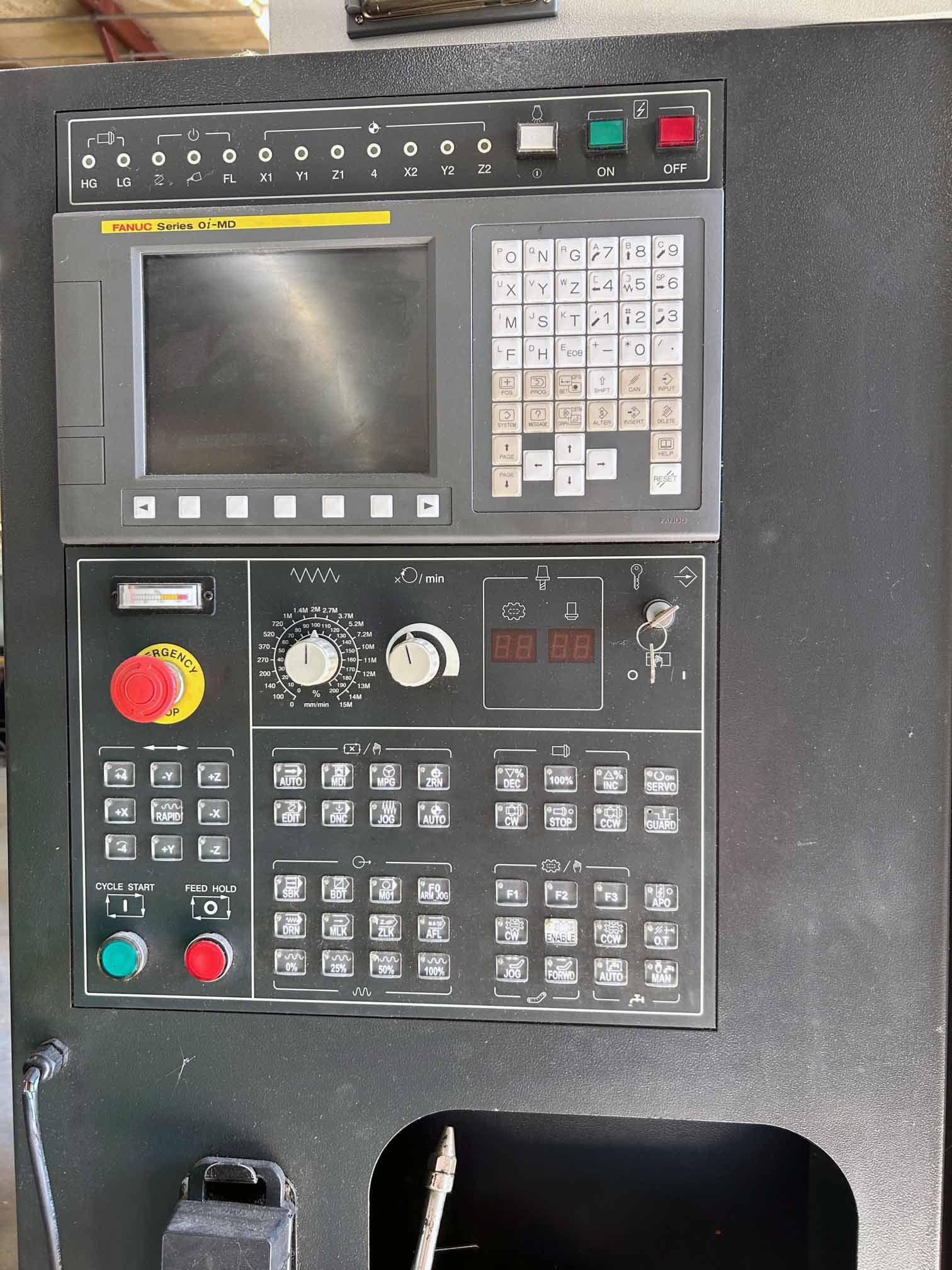 Feeler VMP-580 APC VMC, 2012 - Fanuc, Coolant Through Spindle, Rigid Tap, Cat 40, 2-Pallet Changer - Image 3