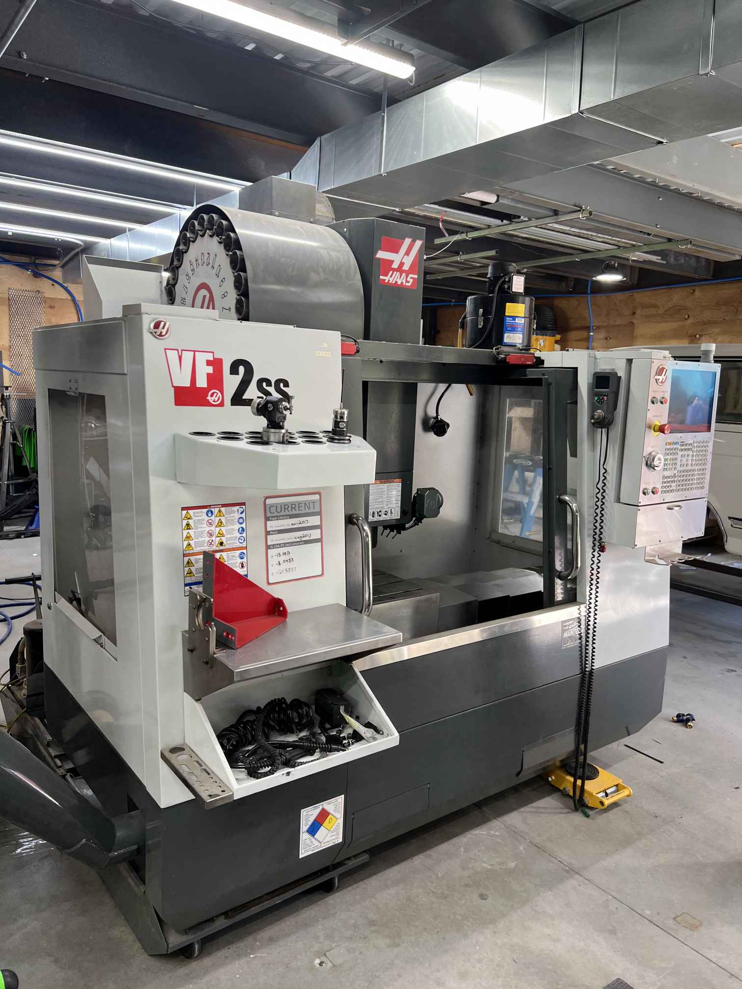 Haas VF-2SS VMC