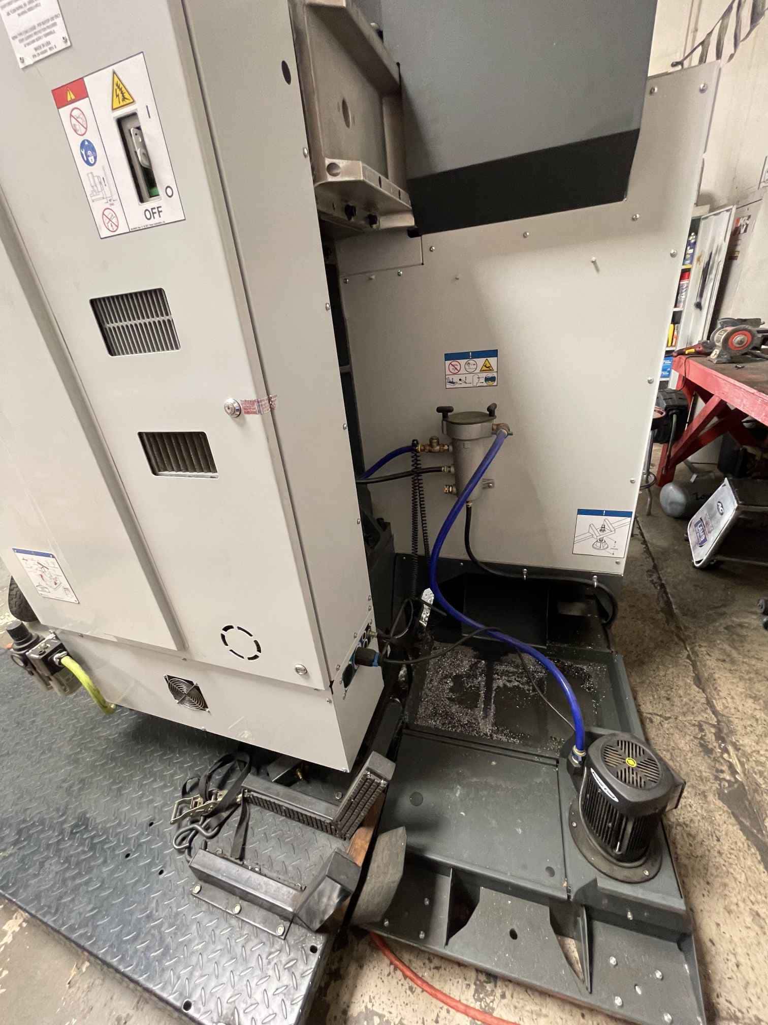 Haas VF-2SS VMC