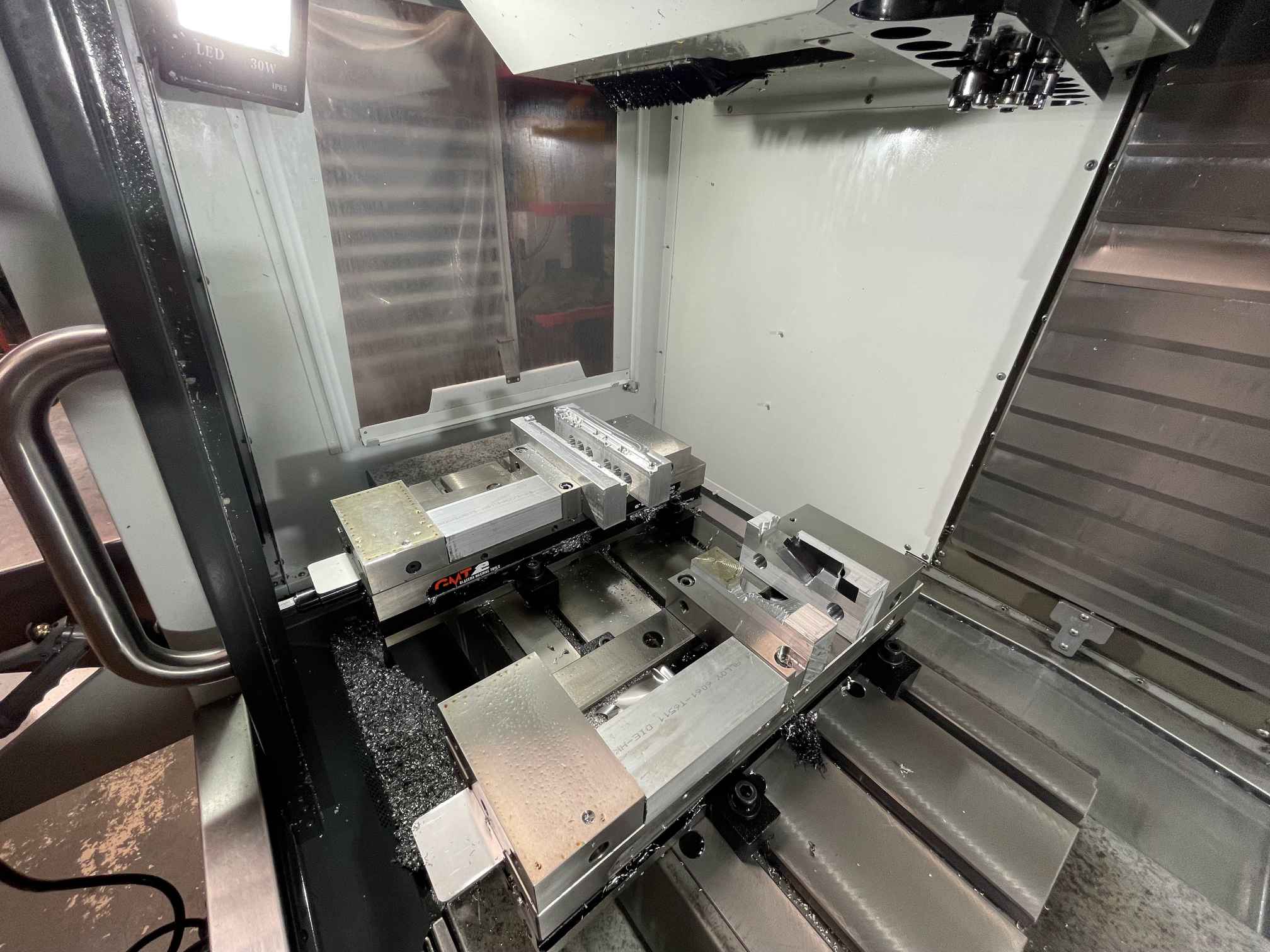 Haas VF-2SS VMC