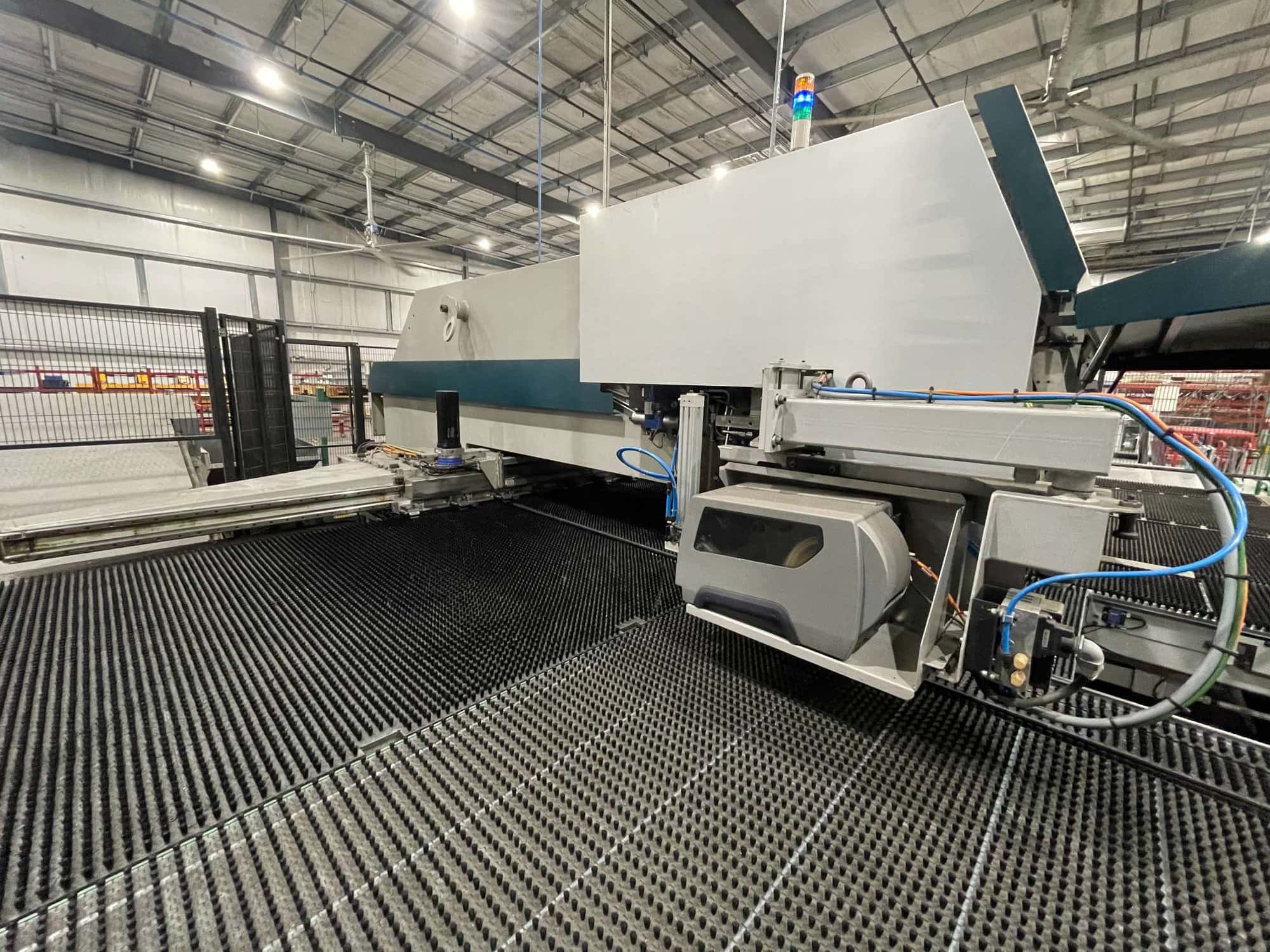 Salvagnini S4Xe.30 Punching & Shearing Machine, 2013 - W/9-Level Material Tower - Image 10