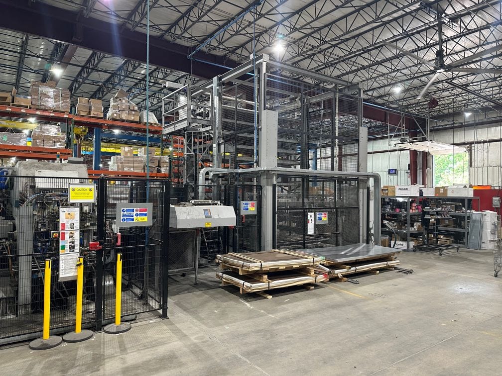 Salvagnini S4Xe.30 Punching & Shearing Machine, 2015 - W/9-Level Material Tower - Image 6