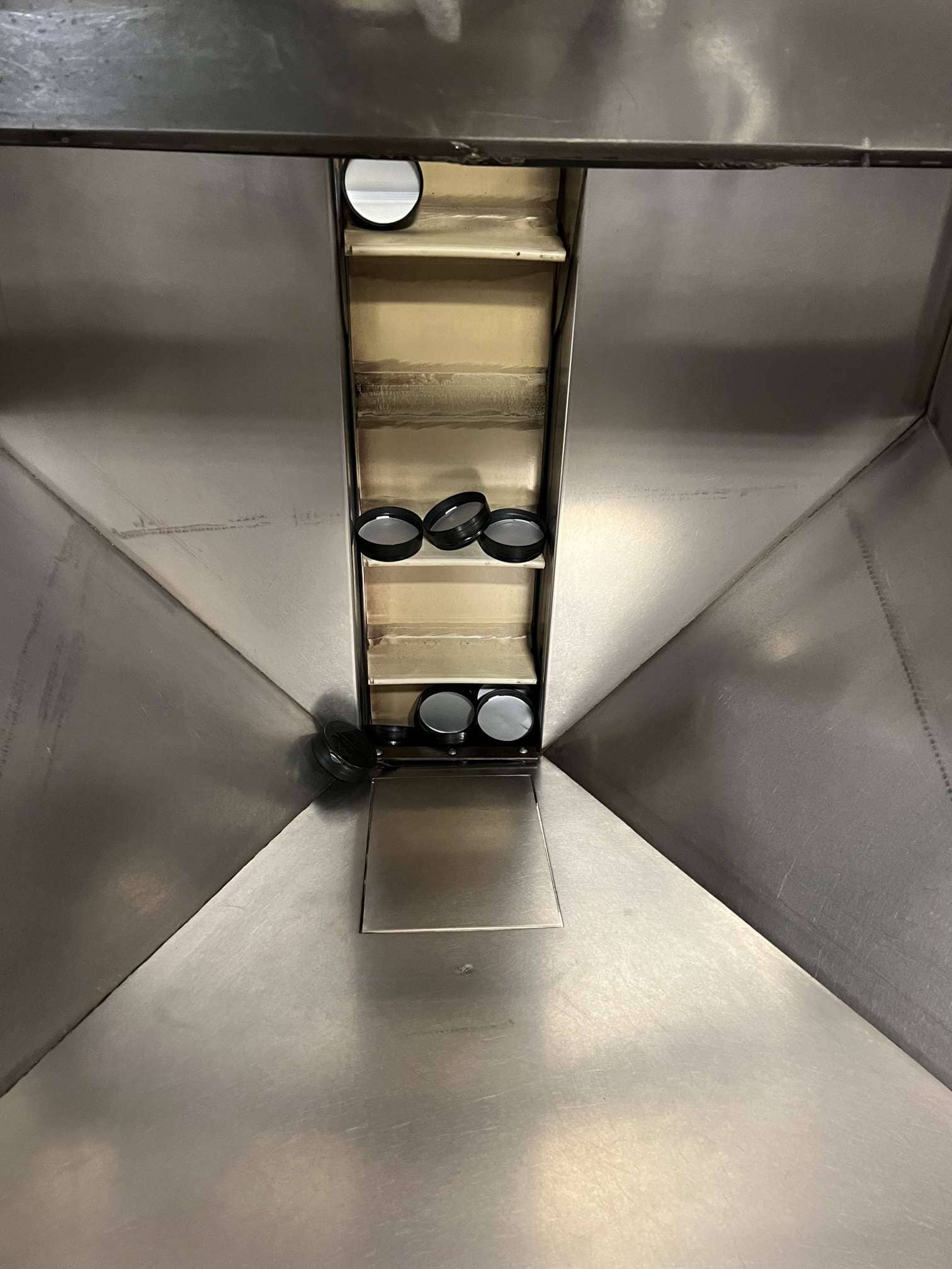CAP-L 96 Bucket Elevator - Image 2