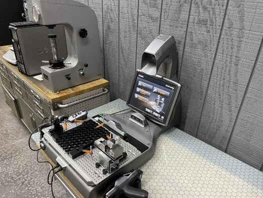 Keyence XM-M1200 Handheld CMM